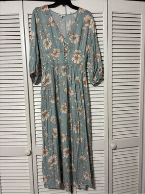 Floral V-Neck Maxi Dress in Sage with Cream Flowers